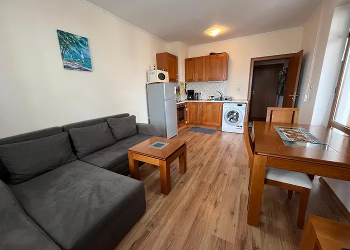 Zone At Gondola, Warm And Cosy, Wifi, Ac, Netflix, Perfect One Bedroom Appartment, Beautiful View *