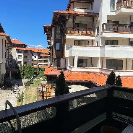 Zone At Gondola, Warm And Cosy, Wifi, Ac, Netflix, Perfect One Bedroom Appartment, Beautiful View *