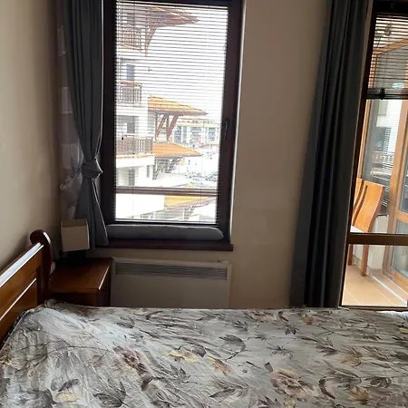 Zone At Gondola, Warm And Cosy, Wifi, Ac, Netflix, Perfect One Bedroom Appartment, Beautiful View *